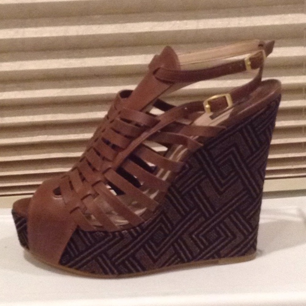 Joan & David wedges